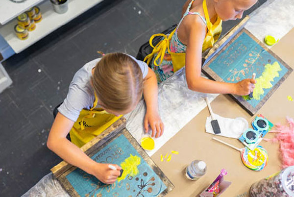 Kids Painting at Workshop