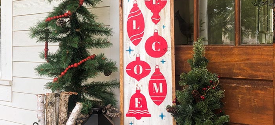 Welcome Ornament Porch – 14×50 Framed